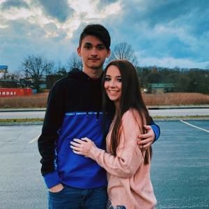 Meet your Posher, Alicia